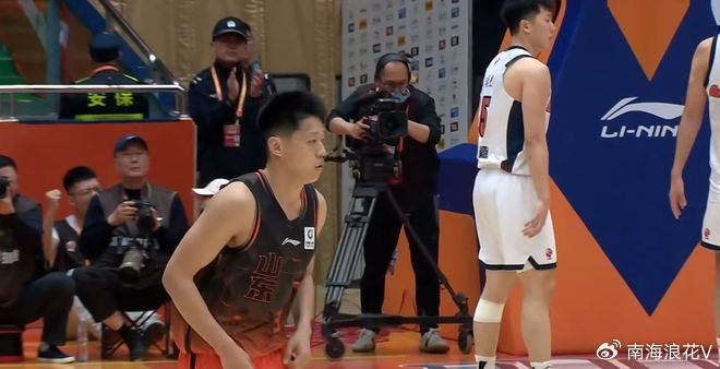 广东惨败山东许梦君三分封神杜锋用人遭质疑