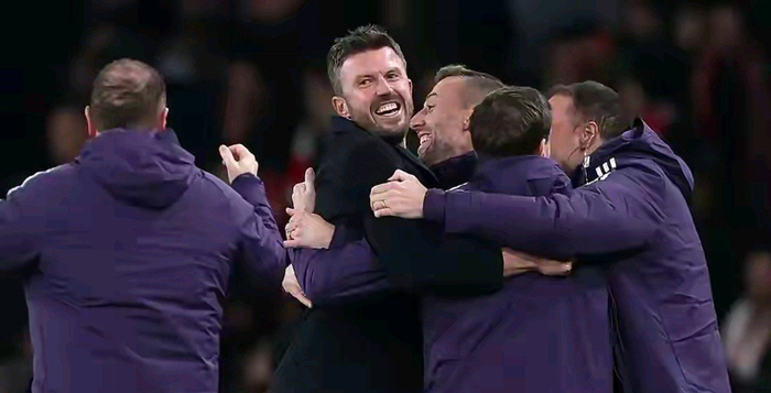 曼联2026年：豪门光环下的转型之路